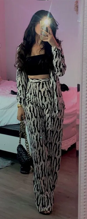 Pretty Little Thing Matching Set thumbnail 1