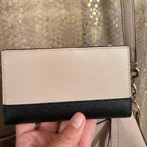 Kate Spade Pinky Beige Pebble Leather Crossbody Purse and Card Wallet Set thumbnail 3