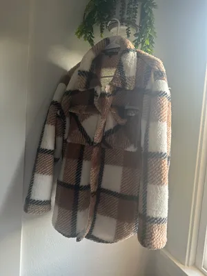 Comfy Soft Plaid Shacket Size M thumbnail 2