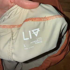 Life‎ integrity earth women’s skort orange SZ L workout athleisure thumbnail 4
