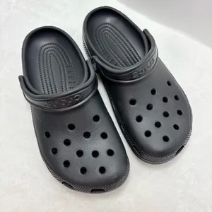 Crocs Classic Clogs Black Mens‎ Size 5Women’s Size 7 thumbnail 1