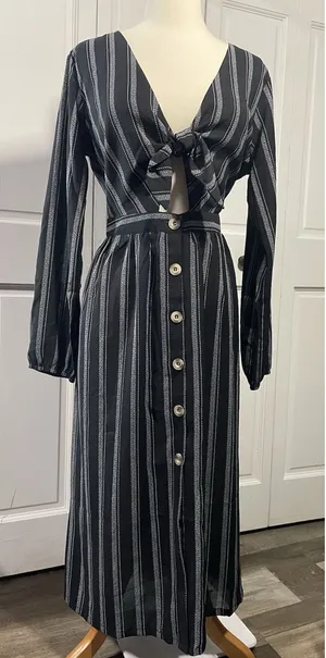 Mimi Chica Black White Stripe Maxi Dress‎ Tie Front Cutout Buttons Belted Long M thumbnail 1