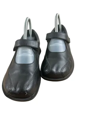 Simple Mary Jane Shoes Size 8 Black Faux Leather Blend Womens thumbnail 2