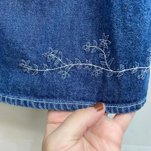Vintage B. Moss women's medium wash‎ embroidered blue denim cotton knee dress 10 thumbnail 5