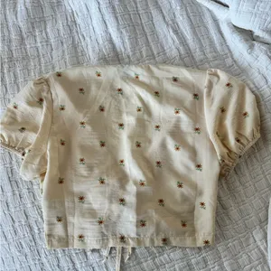 Windsor Sunny Days Floral Crop Top thumbnail 6