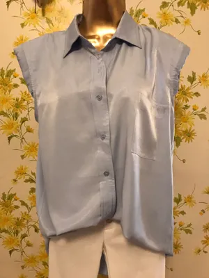 Oversize shoulder pads sleeveless shirt in blue size L thumbnail 2