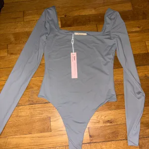 QINSEN Women's Square Neck Bodysuit Long Sleeve Double Lined Shirt Tops thumbnail 1