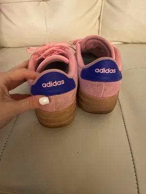 Pink Adidas Women’s Shoes thumbnail 3