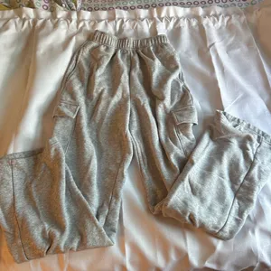 Women’s gray sweatpants thumbnail 1