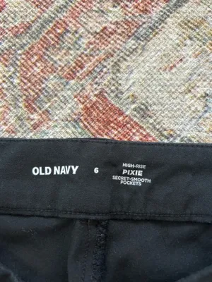 Old Navy Pixie Pants thumbnail 3