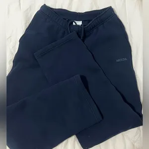 Aritzia Navy Sweatfleece sweats thumbnail 1