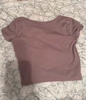 Hollister top thumbnail 2