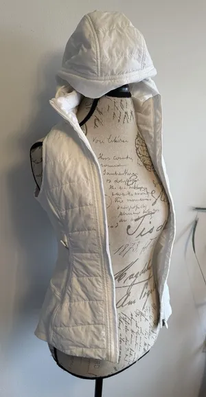 Lululemon Another Mile Full Zip Vest Hooded White Second Release‎ W4BSCS Sz 2 thumbnail 1