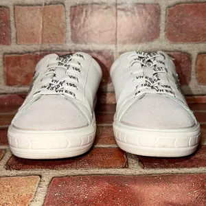 Pre-Owned Vintage Havana Grande Sneaker White Silver Star Size 6 Women Trendy thumbnail 3