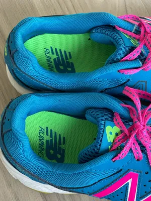 New Balance Teal Blue Sneakers with Hot Pink Accents thumbnail 12