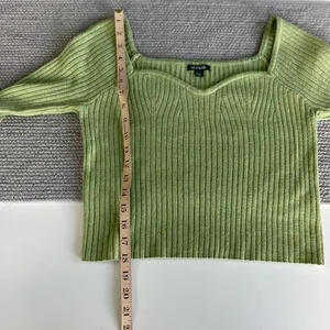 Wild Fable Light Heather Green Sweatheart Neckline Ribbed Cropped Sweater Sz L thumbnail 6