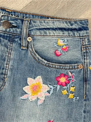 American Eagle Boho Floral Embroidered Distressed Denim Jean‎ Mini Skirt Blue 2 thumbnail 4