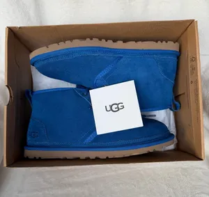 UGG Neumel Women’s Short Suede Boots Cobalt Blue Size 9 thumbnail 1