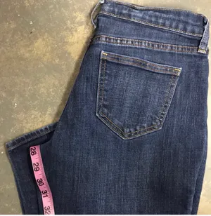 Old Navy Sweetheart size 2 Short Bin-B3 thumbnail 3