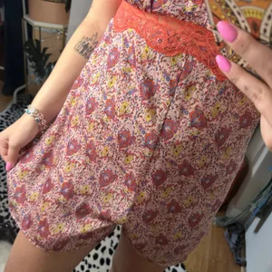 Floreat Anthropologie Juniper Floral Sleep Romper Pink Size Small thumbnail 3