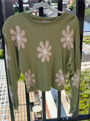 Olive Green Floral Crewneck Sweater Size M thumbnail 1