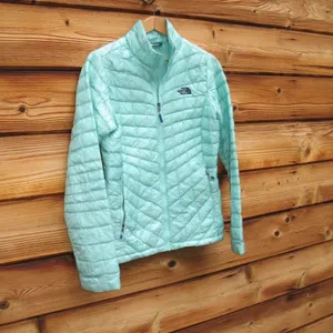 The North Face Thermoball Puffer Jacket thumbnail 4