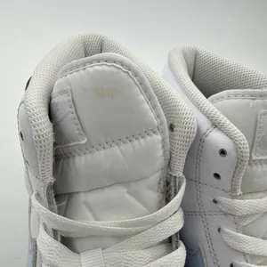 Nike Court Royale 2 Mid White Blue Tint Women's Sneakers CT1725-106 Size 7.5 thumbnail 2