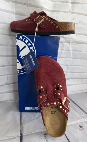 Birkenstock Boston Rivet Border Suede Clog in Zinfandel - US L7 M5 / EUR 38 thumbnail 1