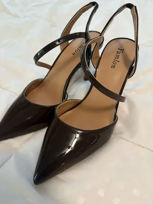 Brown stilettos Size 8.5 thumbnail 1