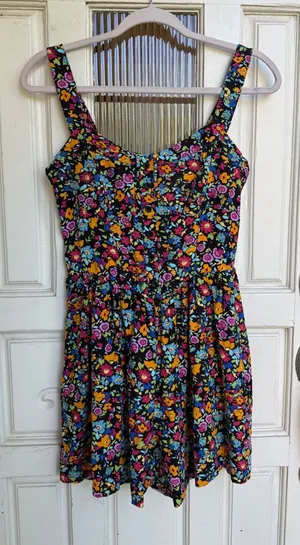 Wild‎ Fable Women Multicolor Floral Button Front Smocked Back Romper Size Medium thumbnail 1