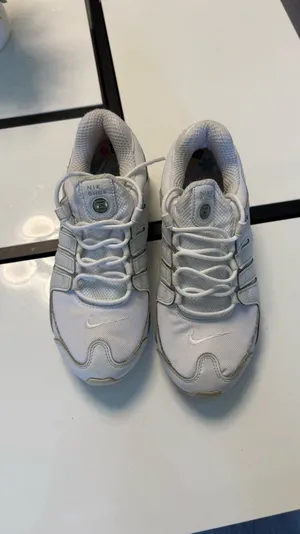 Vintage Nike Shox NZ "White Metallic Silver" - Y2K Aesthetic - Women's Size 9 / EUR 40.5 thumbnail 5
