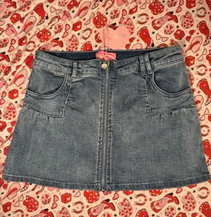 Sugar Thrillz Dolls Kill Denim Mini Skirt Size M Blue Heart Zipper Y2K NWT thumbnail 1