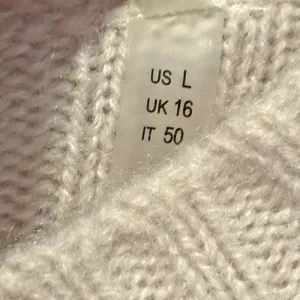 Elie Tahari Light Pink Puffed Sleeve Ribbed Cashmere Sweater - size Large thumbnail 5