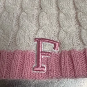 Top of the World University of Florida Womens White & Pink Cable Knit Beanie EUC thumbnail 4
