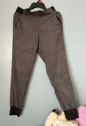 Lululemon Joggers thumbnail 1
