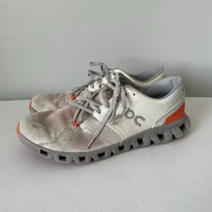 On Cloud X 3 Ivory, Grey, Orange Running Shoes Sneakers Women's Size 10 thumbnail 3