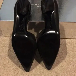 Sigerson Morrison Women’s Black Leather Pointy Toe Heels with Adjustable Strap thumbnail 4