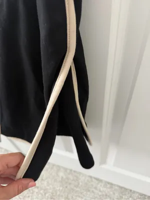 Entro Women’s Performance Skort Black Beige Trim Elastic Waist Athleisure Size L thumbnail 5