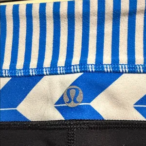 Women’s Lululemon Blue Print Yoga Flare Leggings thumbnail 3