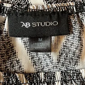 AB STUDIO Off Shoulder Top Size Medium thumbnail 6