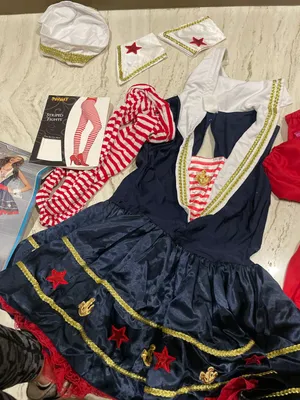 costume thumbnail 2