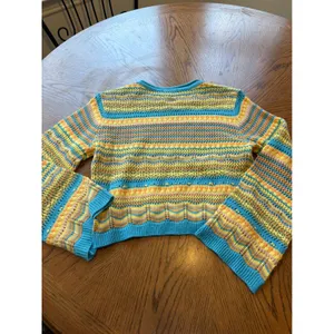 LUSH Blue Yellow Multi Crochet Knit Bell Sleeve Sweater Top Size M‎ thumbnail 7