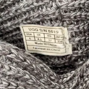 UGG Classic Cardy Knit Boots Gray Women’s Size 6 thumbnail 10