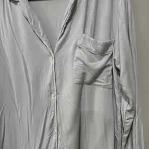 Eberjey soft pajama shirt  Size small  thumbnail 4
