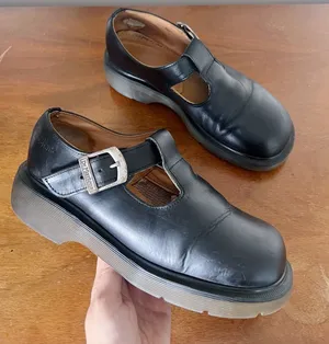 Dr Martens • vintage t-strap mary janes 8334 leather chunky black lug sole MIE thumbnail 1