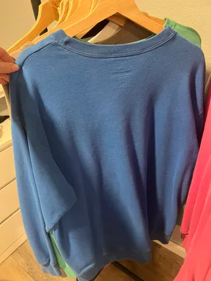 Hollister malibu  crewneck thumbnail 3