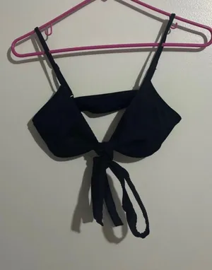 Hollister Tie Front Bikini Top thumbnail 1