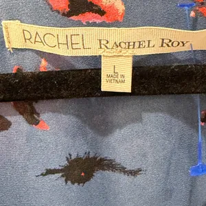 NWOT RACHEL Rachel Roy Blue Floral Flutter Sleeve Blouse Size Large thumbnail 6