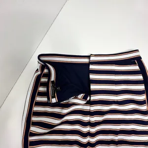 Banana Republic Textured Stripe Pencil Skirt Size 2P thumbnail 4