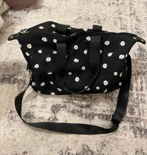 Alice + Olivia Duffle Bag Daisy Print thumbnail 1